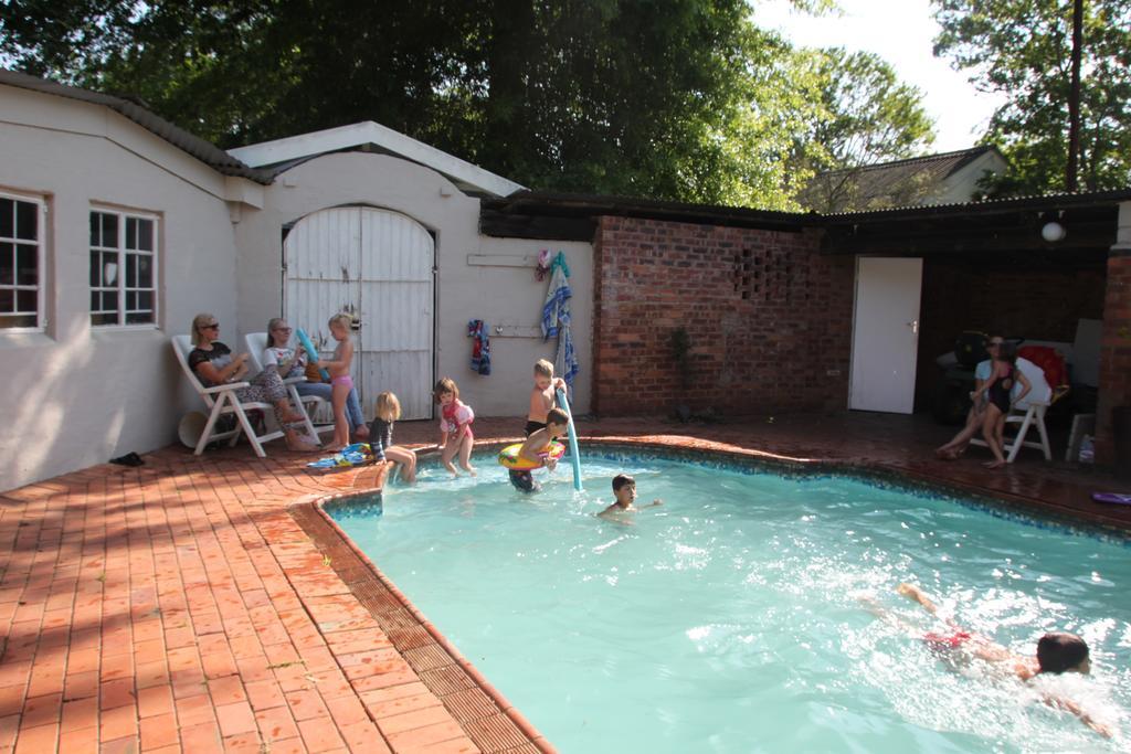 דורבן Caladdi Bed And Breakfast מראה חיצוני תמונה